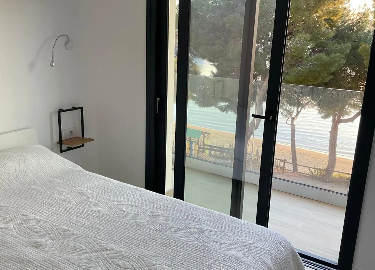Veuras El Mar - Madrague Beach Apartment 14 Ρόζες